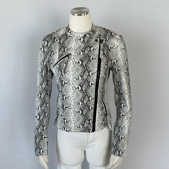 NWOT Bagatelle Gray Snake Moto Jacket Size Small - Picture 9 of 11